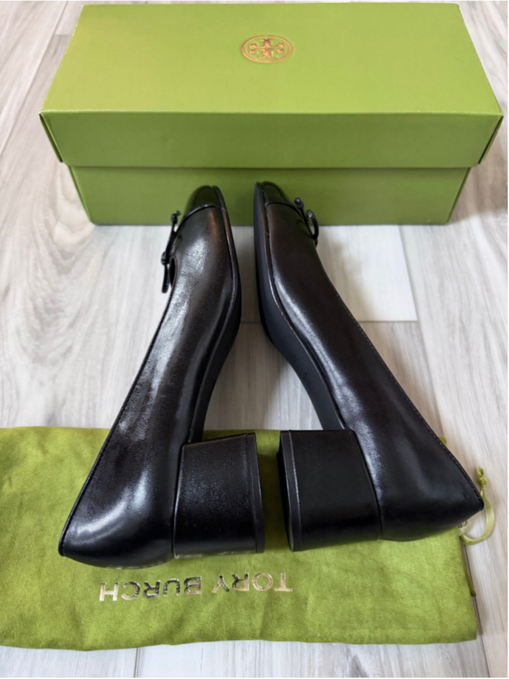 Tory Burch Cap Toe Pumps Black Leather Patent Bow Block Heel Women Size 8 NIB - Picture 8 of 11